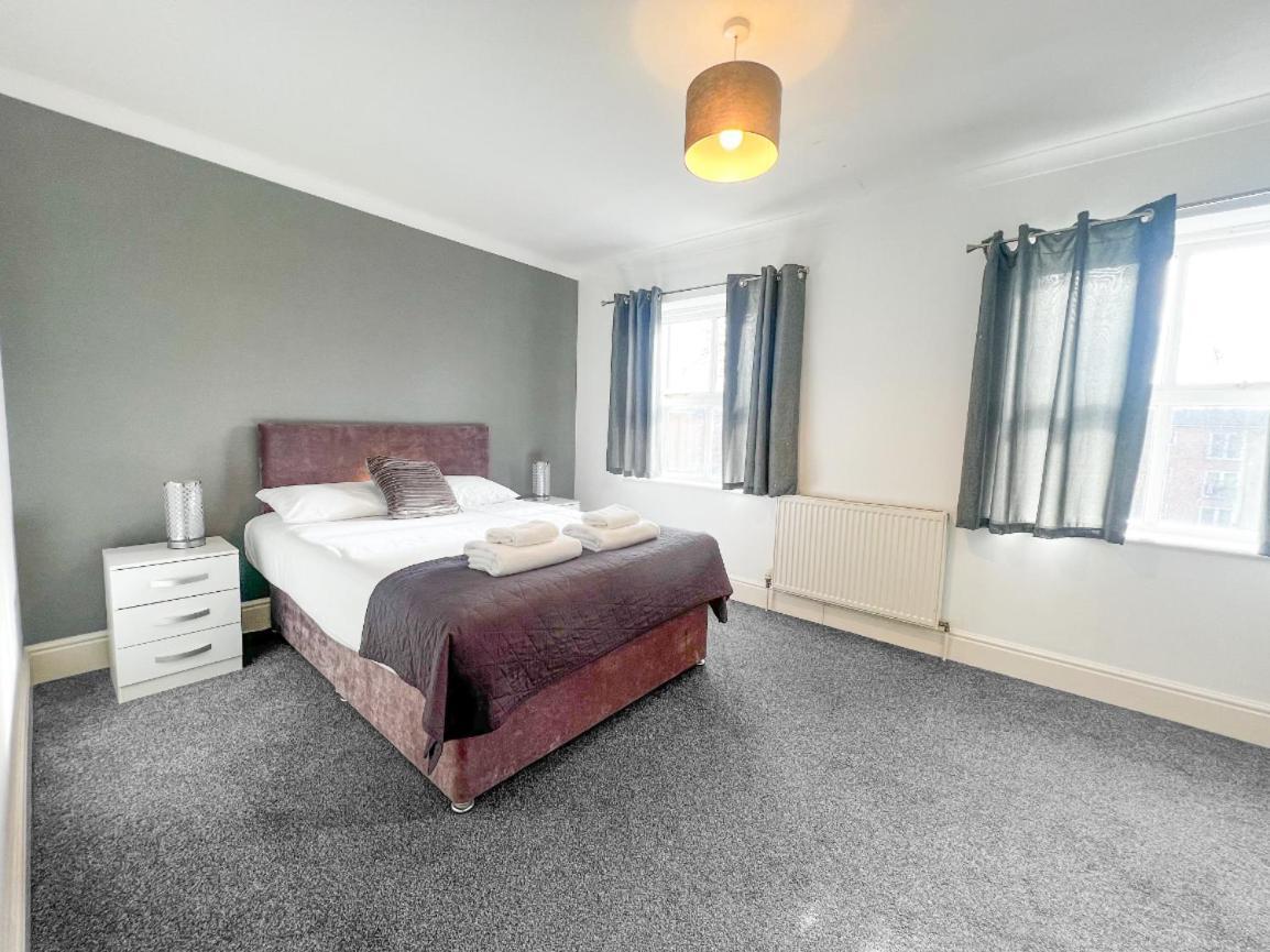 Redbourne Holiday Home Boston Room photo